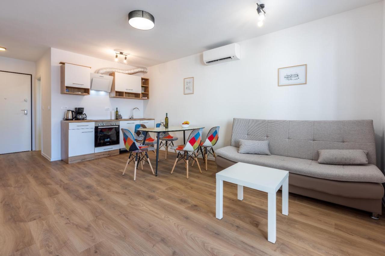 Luxury Apartments Lovorka 1 & 2**** เซลเซ ภายนอก รูปภาพ